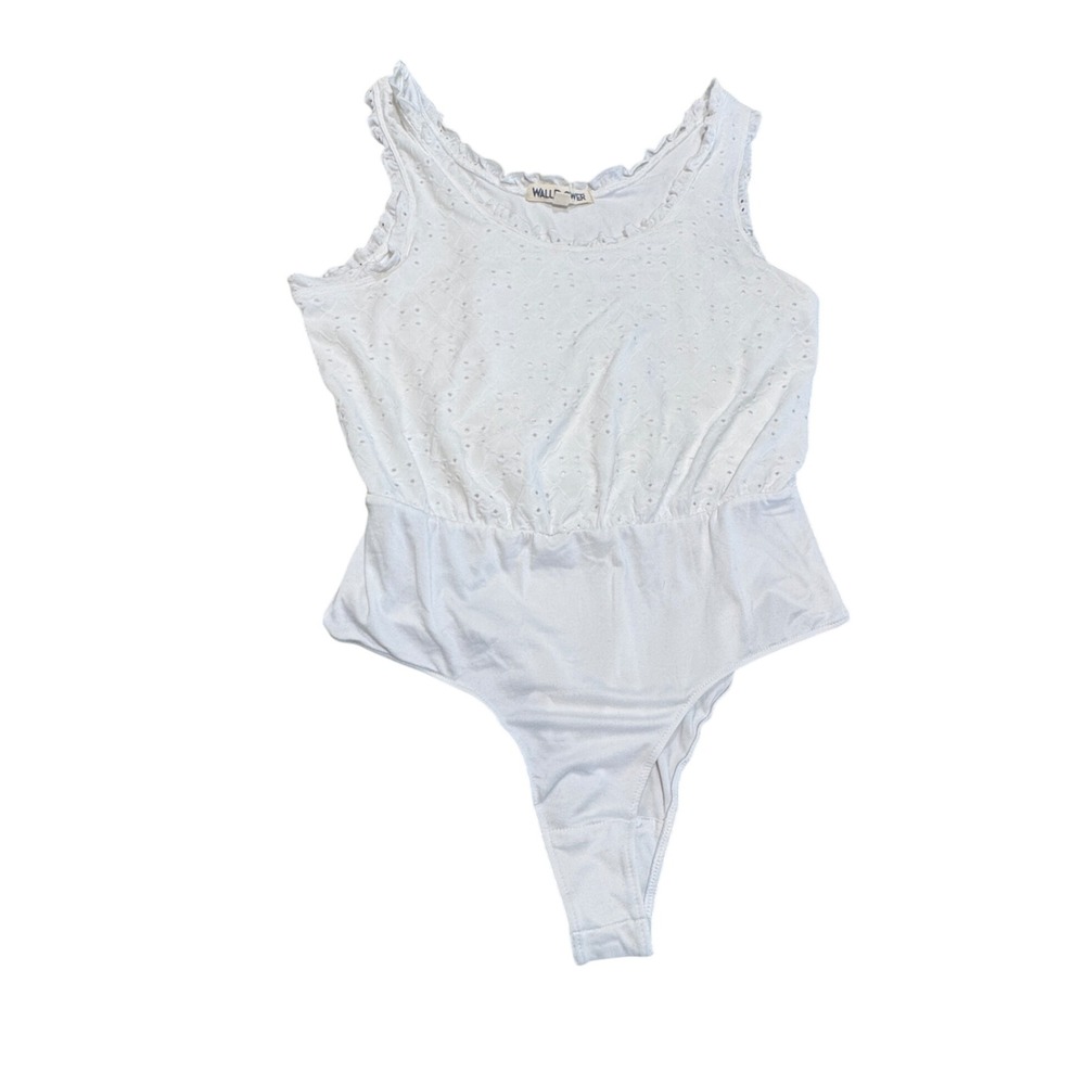 Wallflower Eyelet Ruffle Bodysuit Sz XL White Sleeveless Cottagecore Boho Dainty